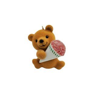 Vintage '88 Hallmark Keepsake Ornament“Very Strawbeary” Artists Favorite by Pete